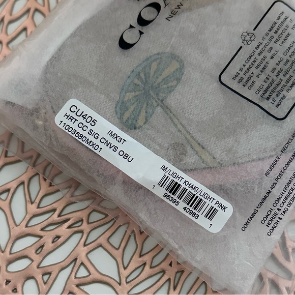 NWT Coach X Observed By Us Heart Coin Case In Signature Canvas - Picture 4 of 15